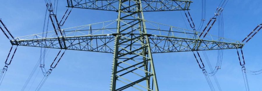 Słup wysokiego napięcia