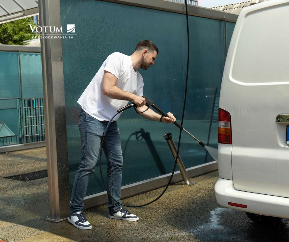 myjnia wywołująca duży hałas