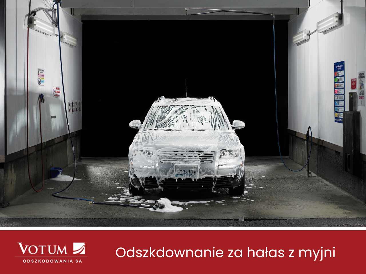 Samochód myty w myjni samochodowej samoobsługowej, hałas z myjni